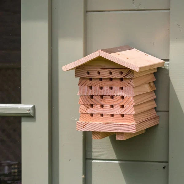 Blomstervakten Hus til Vilde Bier